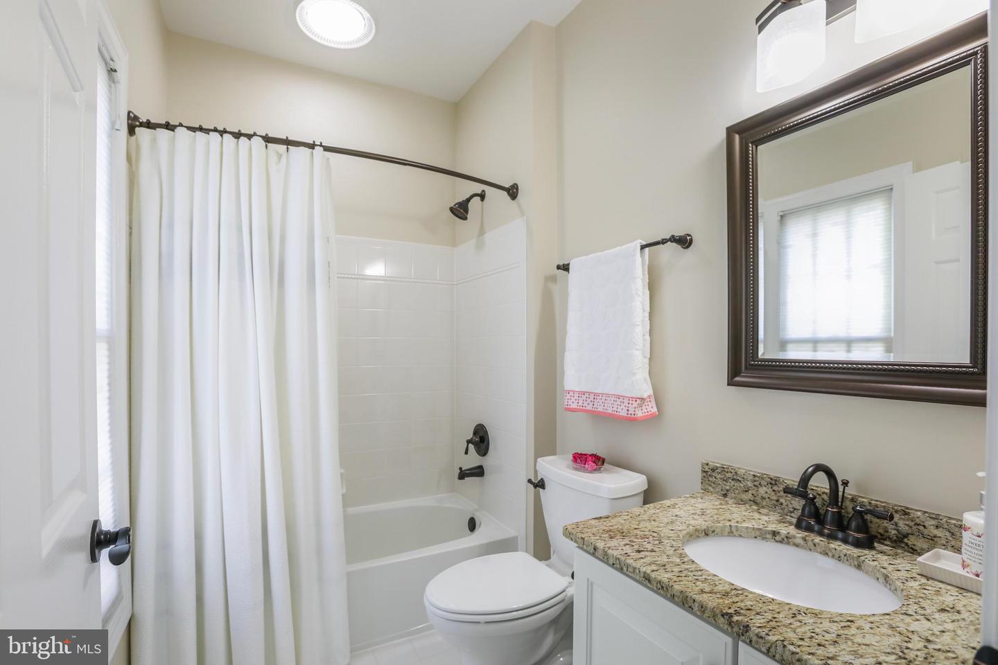 18301 MID OCEAN PL, LEESBURG, Virginia 20176, 5 Bedrooms Bedrooms, ,4 BathroomsBathrooms,Residential,For sale,18301 MID OCEAN PL,VALO2100684 MLS # VALO2100684