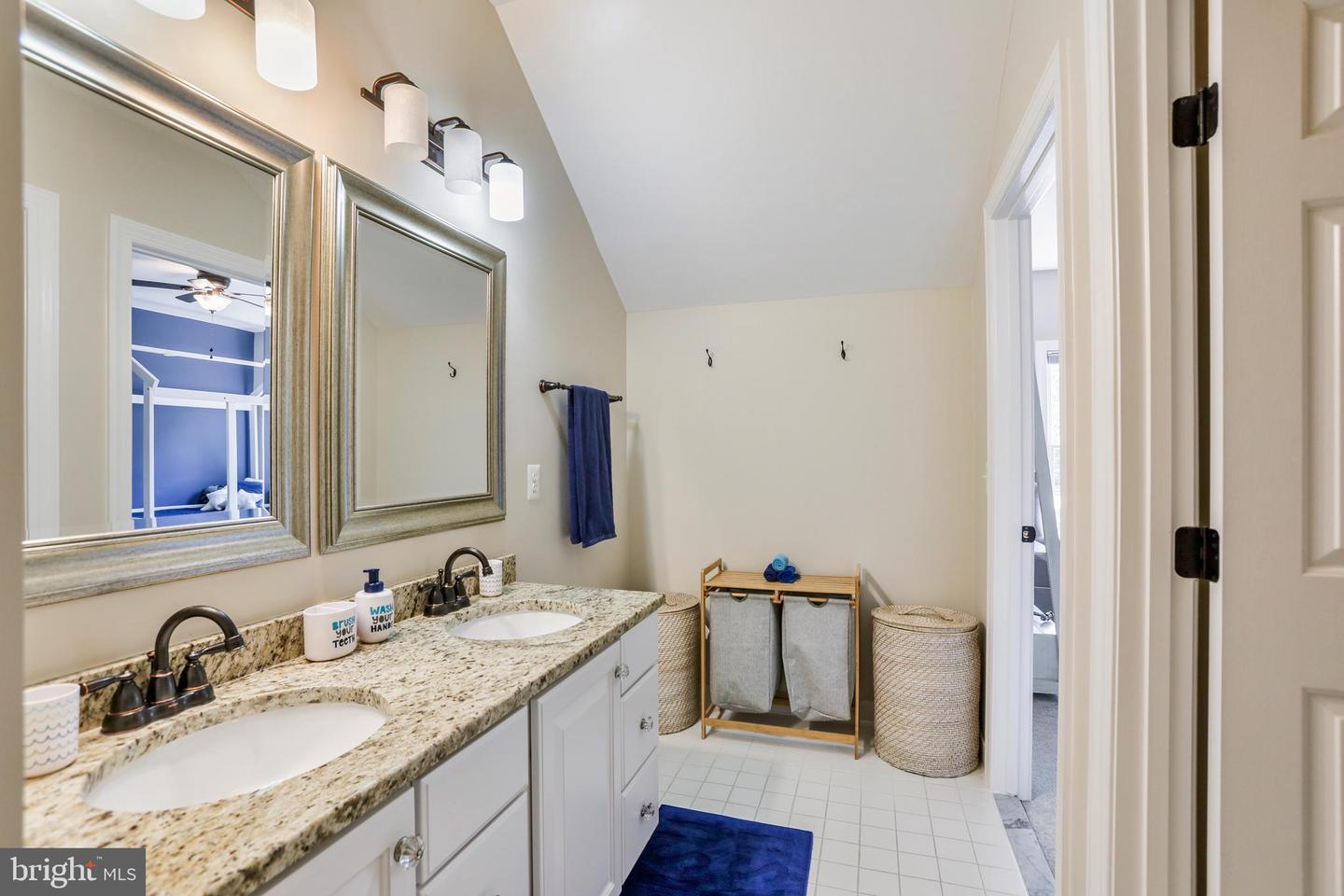 18301 MID OCEAN PL, LEESBURG, Virginia 20176, 5 Bedrooms Bedrooms, ,4 BathroomsBathrooms,Residential,For sale,18301 MID OCEAN PL,VALO2100684 MLS # VALO2100684