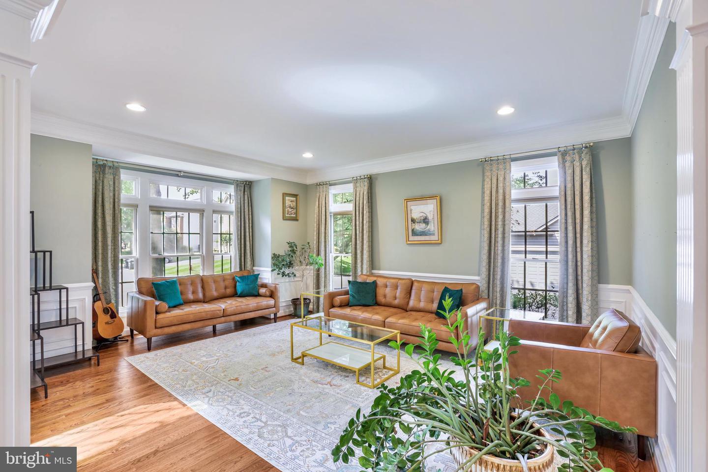 18301 MID OCEAN PL, LEESBURG, Virginia 20176, 5 Bedrooms Bedrooms, ,4 BathroomsBathrooms,Residential,For sale,18301 MID OCEAN PL,VALO2100684 MLS # VALO2100684