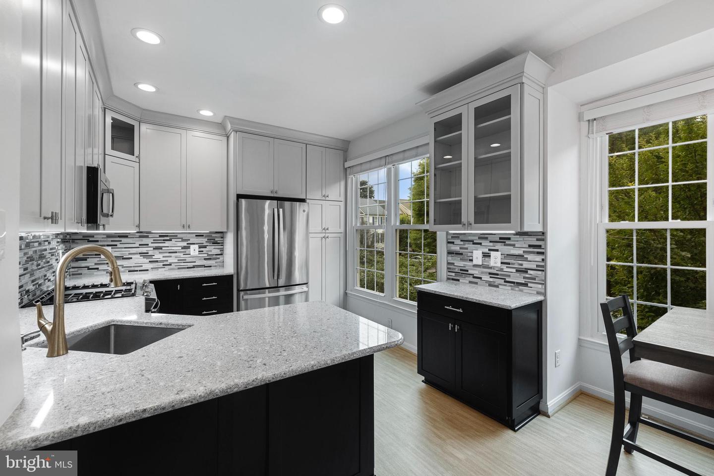 20552 BANBURY SQ, STERLING, Virginia 20165, 3 Bedrooms Bedrooms, ,2 BathroomsBathrooms,Residential,For sale,20552 BANBURY SQ,VALO2100758 MLS # VALO2100758