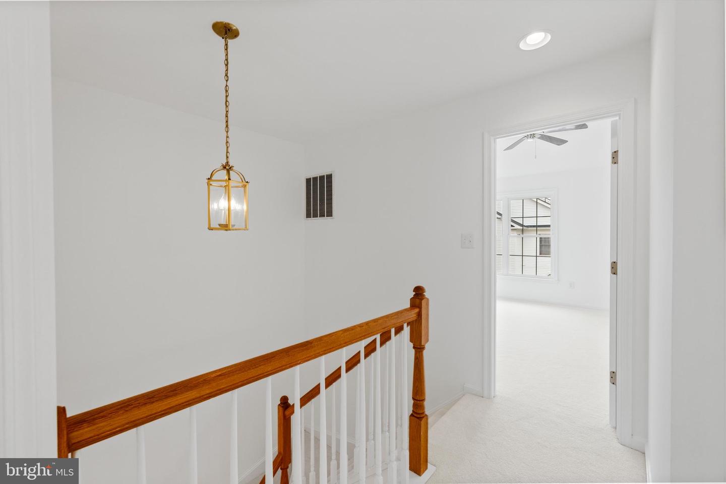 20552 BANBURY SQ, STERLING, Virginia 20165, 3 Bedrooms Bedrooms, ,2 BathroomsBathrooms,Residential,For sale,20552 BANBURY SQ,VALO2100758 MLS # VALO2100758