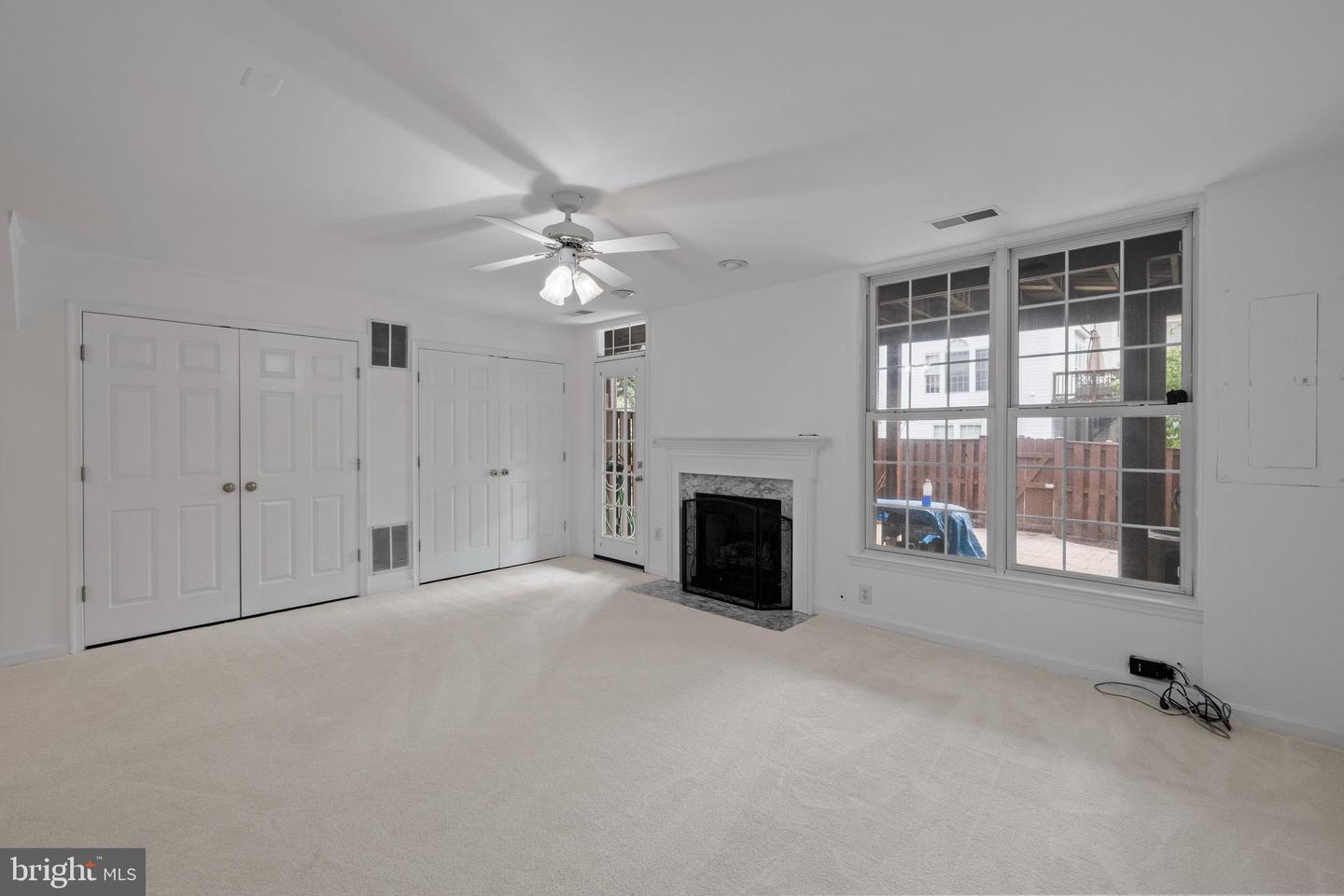 20552 BANBURY SQ, STERLING, Virginia 20165, 3 Bedrooms Bedrooms, ,2 BathroomsBathrooms,Residential,For sale,20552 BANBURY SQ,VALO2100758 MLS # VALO2100758