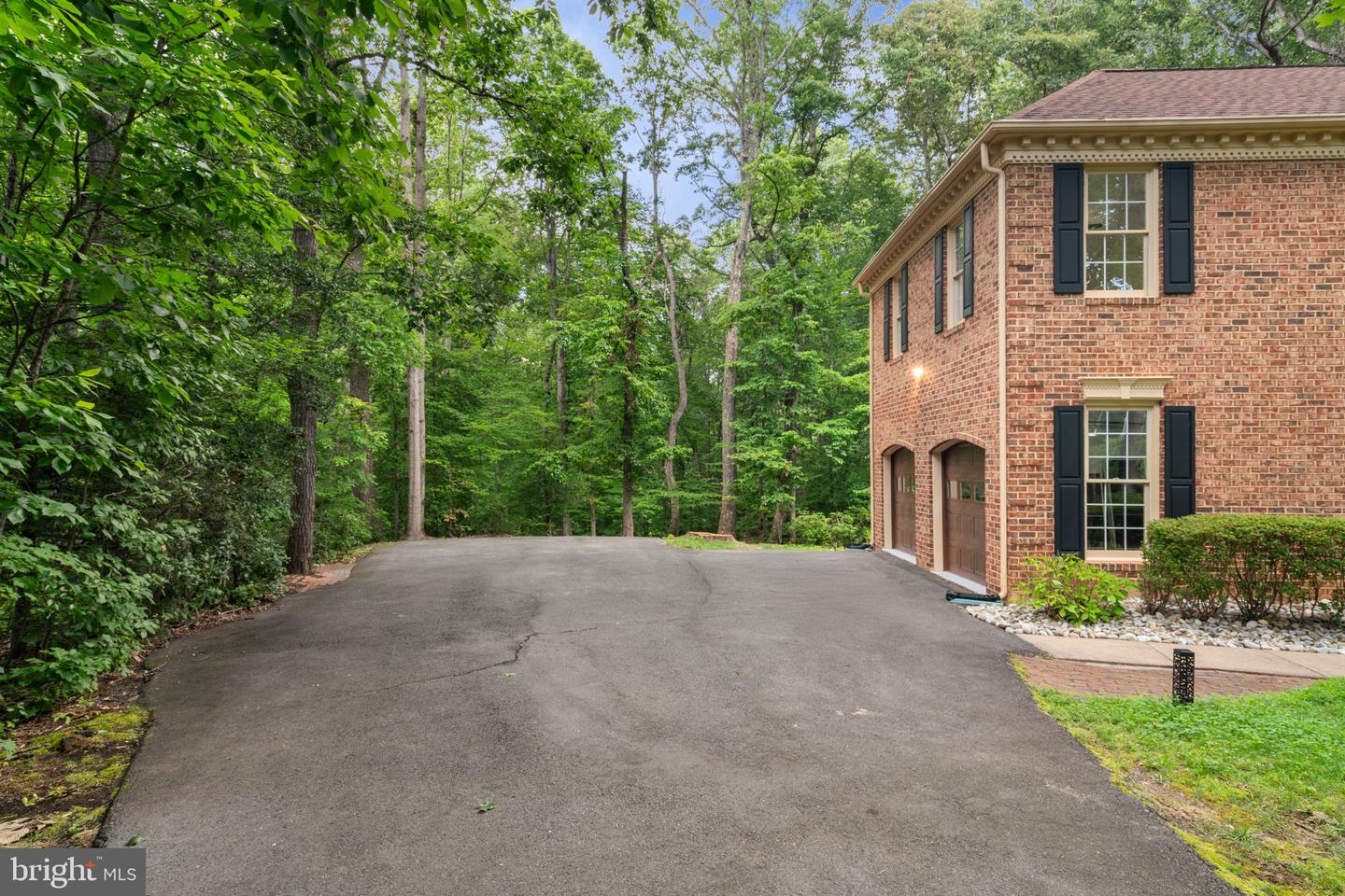 6860 LODGEPOLE CT, MANASSAS, Virginia 20111, 5 Bedrooms Bedrooms, ,5 BathroomsBathrooms,Residential,For sale,6860 LODGEPOLE CT,VAPW2098196 MLS # VAPW2098196