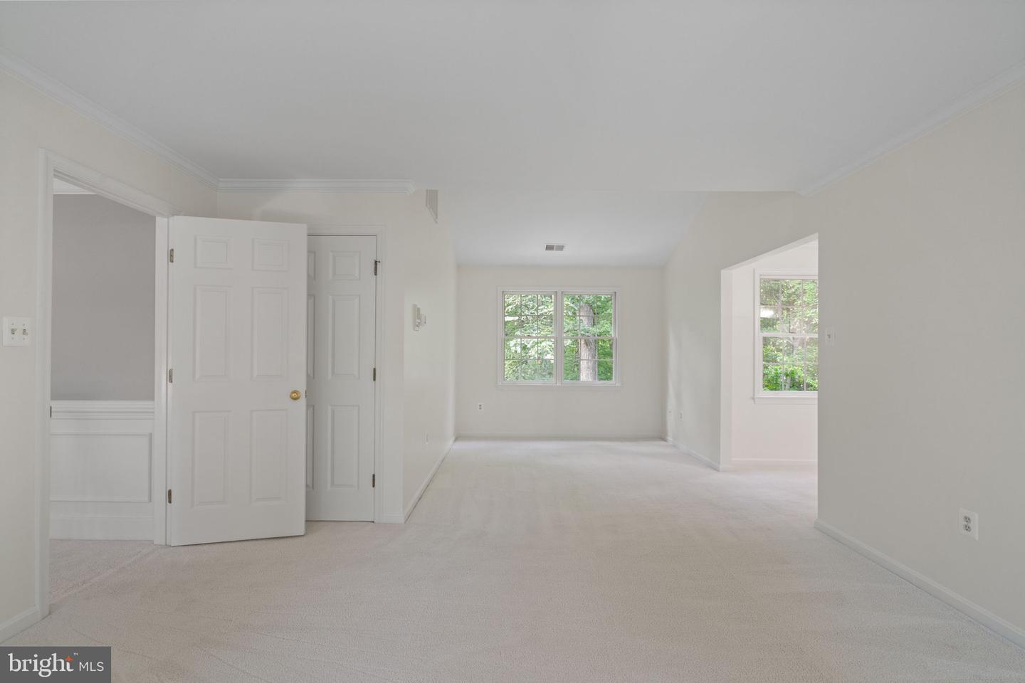 6860 LODGEPOLE CT, MANASSAS, Virginia 20111, 5 Bedrooms Bedrooms, ,5 BathroomsBathrooms,Residential,For sale,6860 LODGEPOLE CT,VAPW2098196 MLS # VAPW2098196