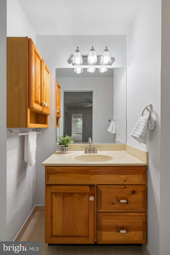6860 LODGEPOLE CT, MANASSAS, Virginia 20111, 5 Bedrooms Bedrooms, ,5 BathroomsBathrooms,Residential,For sale,6860 LODGEPOLE CT,VAPW2098196 MLS # VAPW2098196