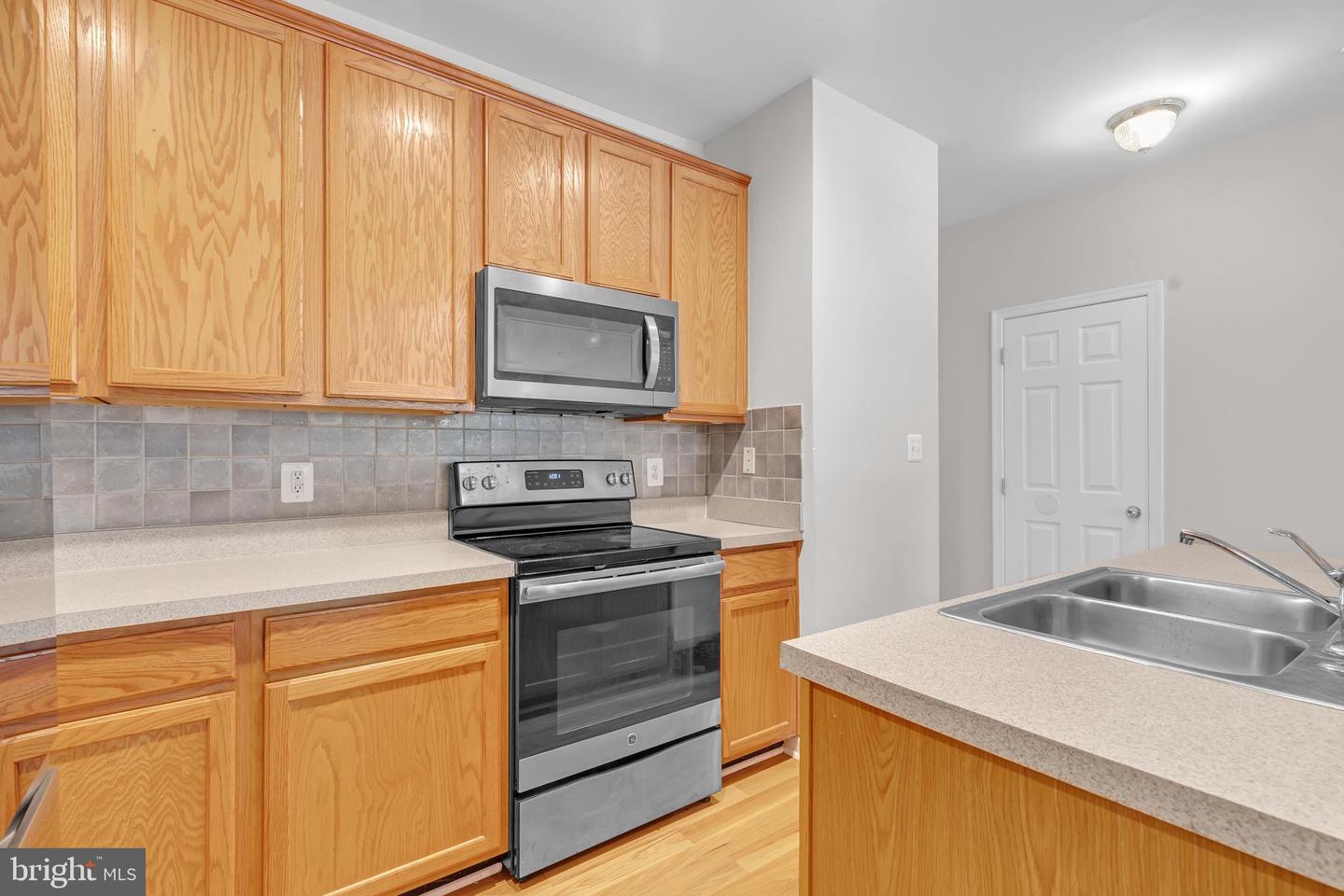 5067 ANCHORSTONE DR #5067, WOODBRIDGE, Virginia 22192, 2 Bedrooms Bedrooms, ,2 BathroomsBathrooms,Residential,For sale,5067 ANCHORSTONE DR #5067,VAPW2098232 MLS # VAPW2098232