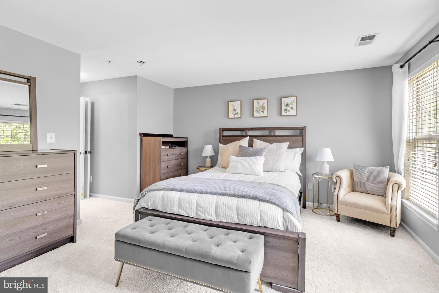 5067 ANCHORSTONE DR #5067, WOODBRIDGE, Virginia 22192, 2 Bedrooms Bedrooms, ,2 BathroomsBathrooms,Residential,For sale,5067 ANCHORSTONE DR #5067,VAPW2098232 MLS # VAPW2098232