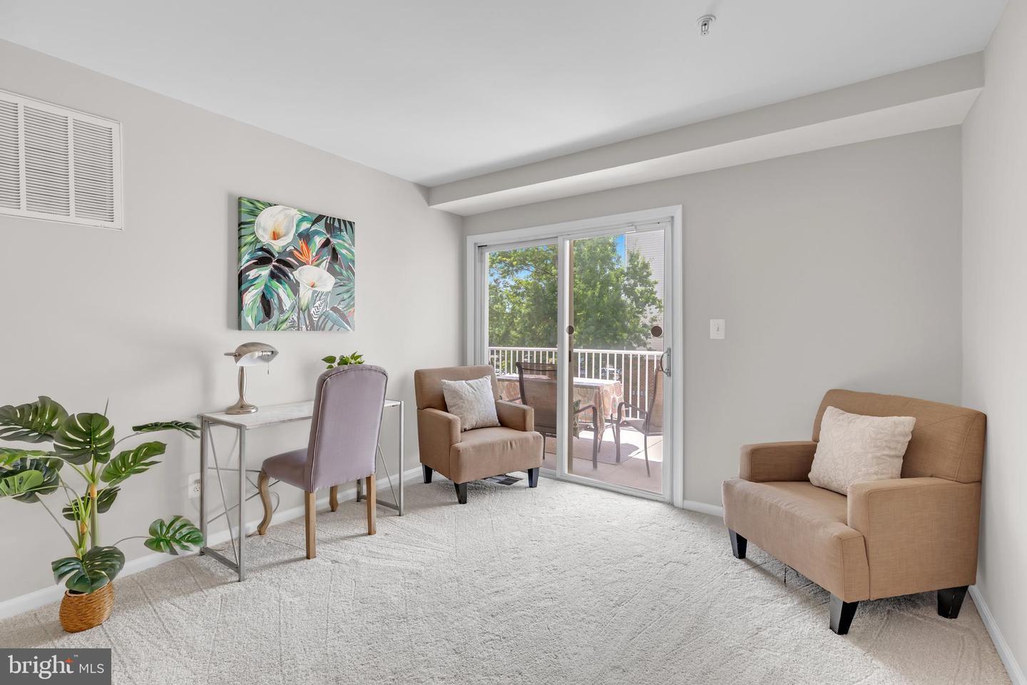 5067 ANCHORSTONE DR #5067, WOODBRIDGE, Virginia 22192, 2 Bedrooms Bedrooms, ,2 BathroomsBathrooms,Residential,For sale,5067 ANCHORSTONE DR #5067,VAPW2098232 MLS # VAPW2098232