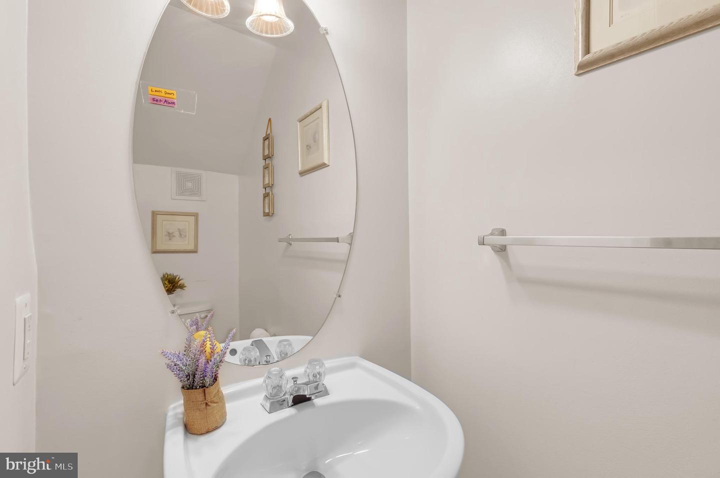 5067 ANCHORSTONE DR #5067, WOODBRIDGE, Virginia 22192, 2 Bedrooms Bedrooms, ,2 BathroomsBathrooms,Residential,For sale,5067 ANCHORSTONE DR #5067,VAPW2098232 MLS # VAPW2098232