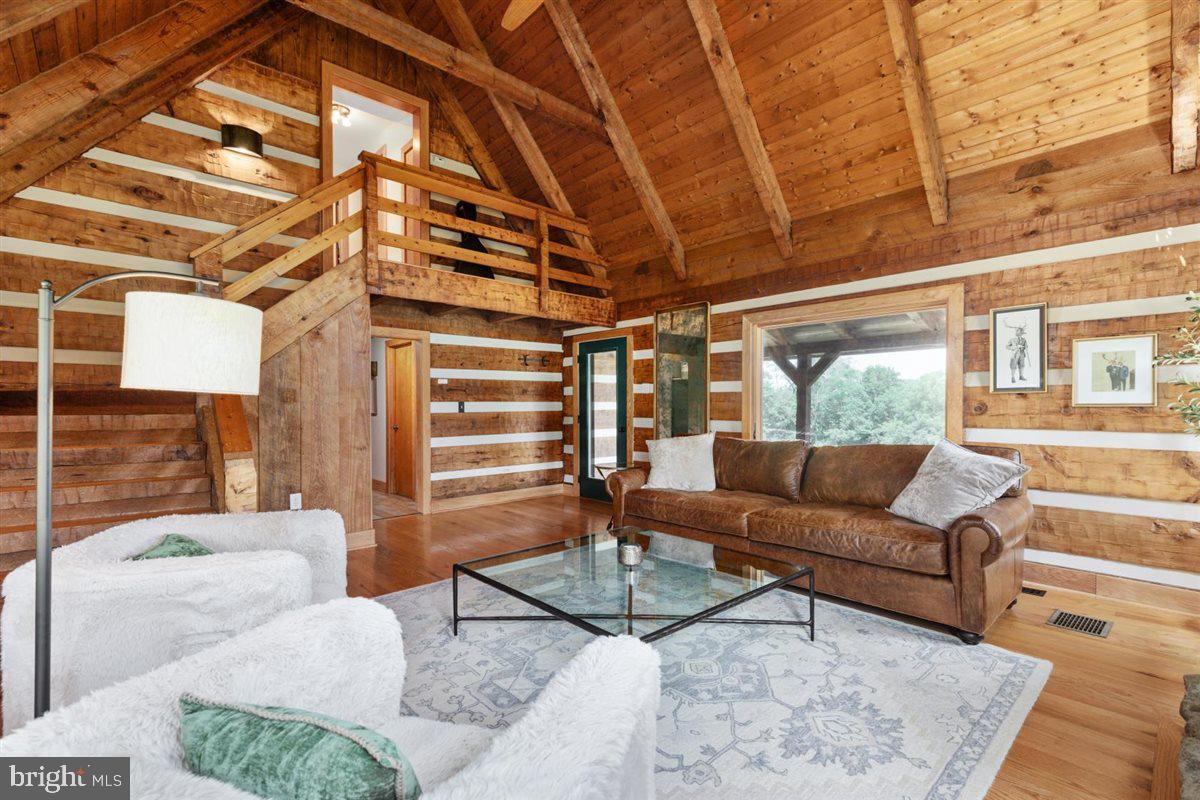 35496 SIMPSONS CREEK RD, ROUND HILL, Virginia 20141, 3 Bedrooms Bedrooms, ,2 BathroomsBathrooms,Residential,For sale,35496 SIMPSONS CREEK RD,VALO2100808 MLS # VALO2100808