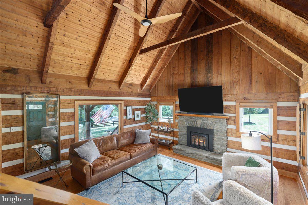 35496 SIMPSONS CREEK RD, ROUND HILL, Virginia 20141, 3 Bedrooms Bedrooms, ,2 BathroomsBathrooms,Residential,For sale,35496 SIMPSONS CREEK RD,VALO2100808 MLS # VALO2100808
