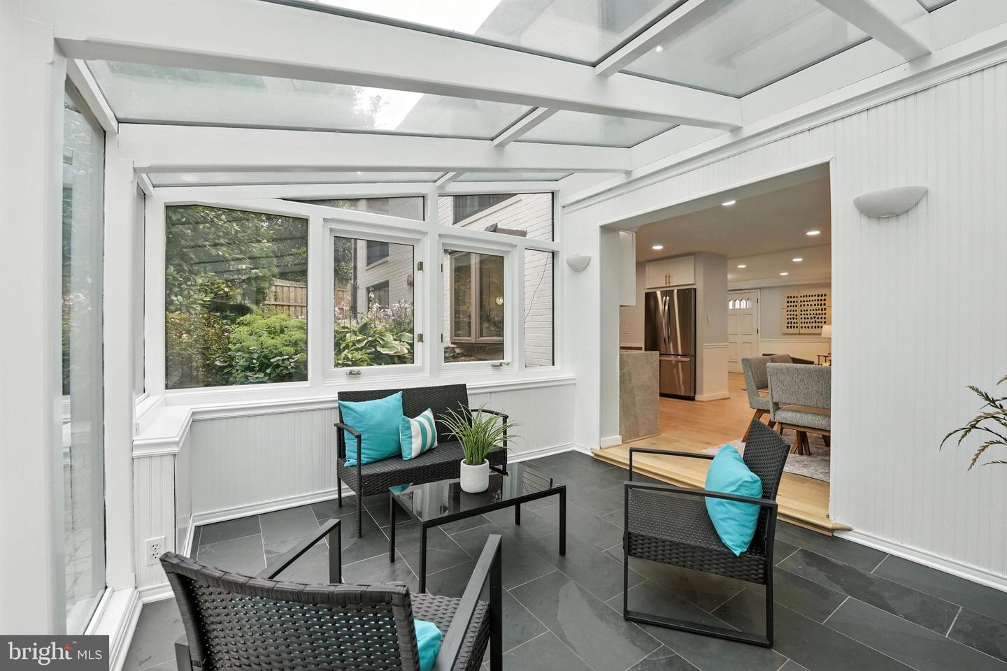 7000 SOUTHRIDGE DR, MCLEAN, Virginia 22101, 4 Bedrooms Bedrooms, ,3 BathroomsBathrooms,Residential,For sale,7000 SOUTHRIDGE DR,VAFX2252688 MLS # VAFX2252688