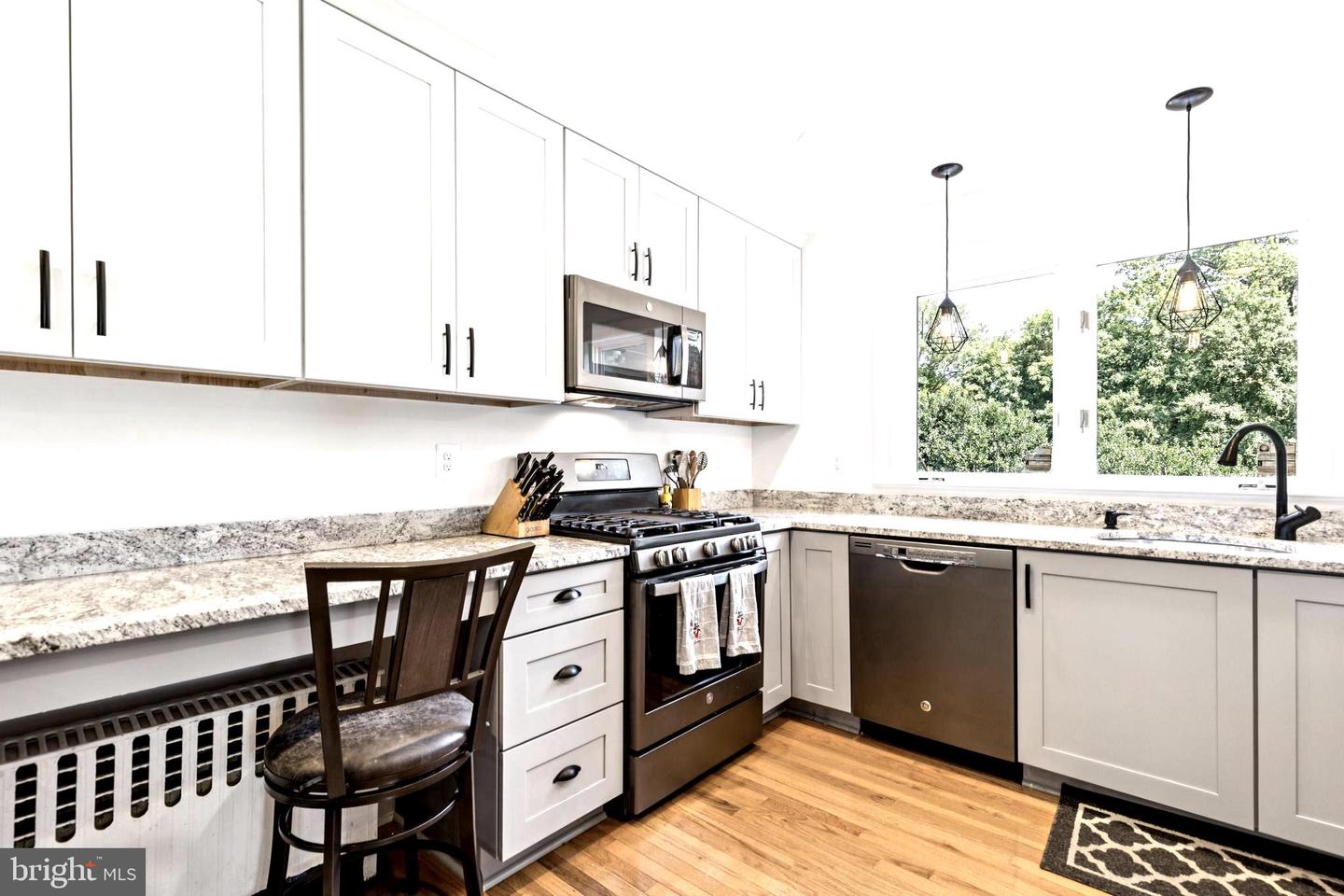 9226 PORTNER AVE, MANASSAS, Virginia 20110, 4 Bedrooms Bedrooms, ,2 BathroomsBathrooms,Residential,For sale,9226 PORTNER AVE,VAMN2008604 MLS # VAMN2008604