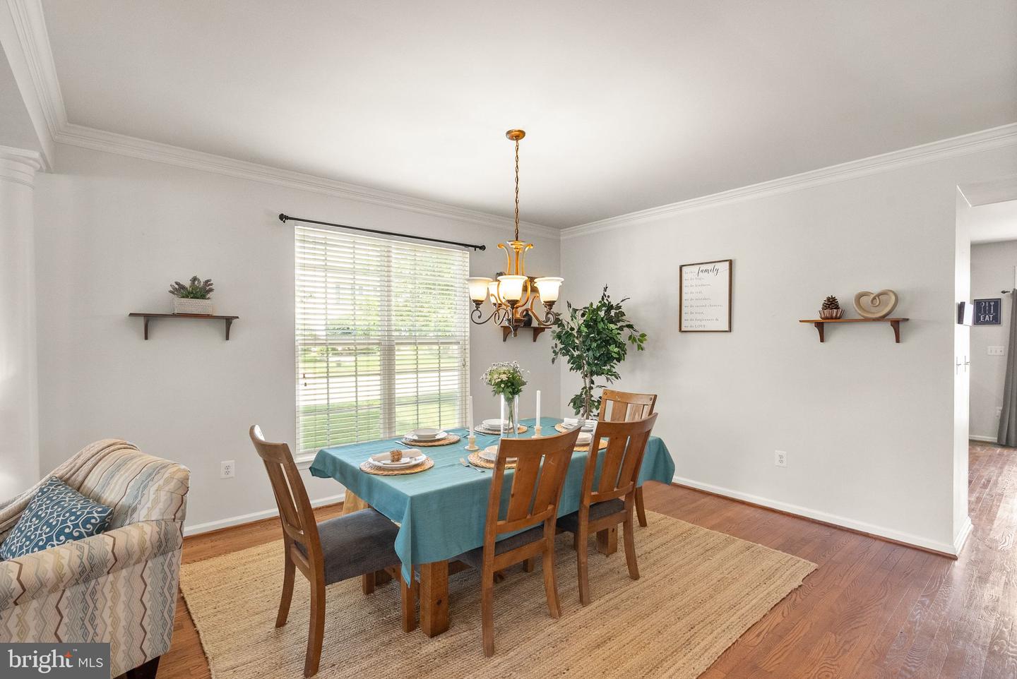 8402 SPARKLING WATER CT, GAINESVILLE, Virginia 20155, 5 Bedrooms Bedrooms, ,3 BathroomsBathrooms,Residential,For sale,8402 SPARKLING WATER CT,VAPW2098372 MLS # VAPW2098372