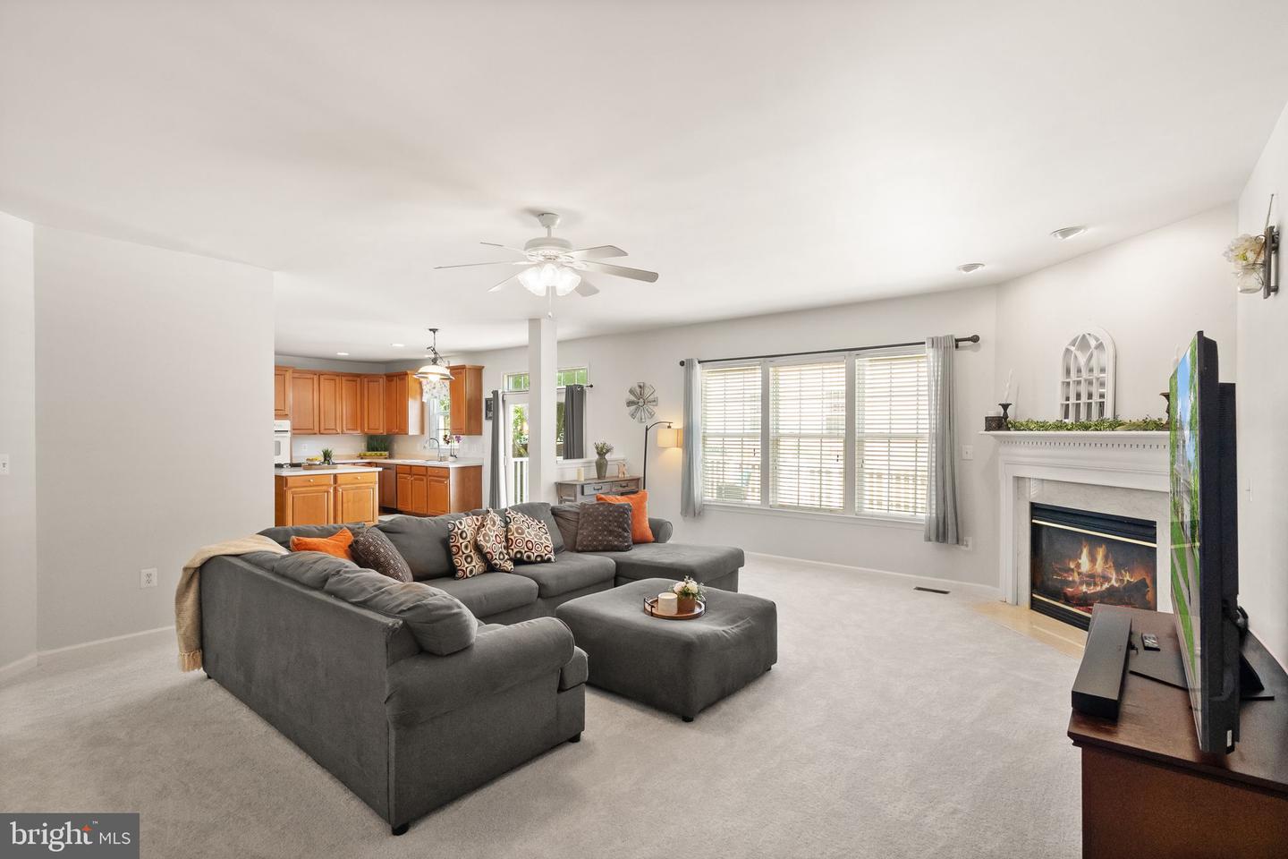 8402 SPARKLING WATER CT, GAINESVILLE, Virginia 20155, 5 Bedrooms Bedrooms, ,3 BathroomsBathrooms,Residential,For sale,8402 SPARKLING WATER CT,VAPW2098372 MLS # VAPW2098372