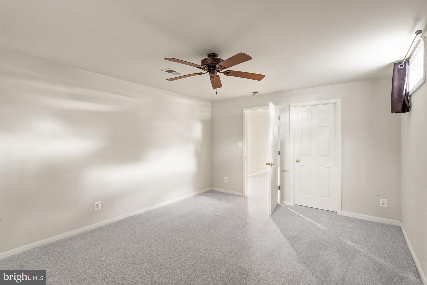 8402 SPARKLING WATER CT, GAINESVILLE, Virginia 20155, 5 Bedrooms Bedrooms, ,3 BathroomsBathrooms,Residential,For sale,8402 SPARKLING WATER CT,VAPW2098372 MLS # VAPW2098372
