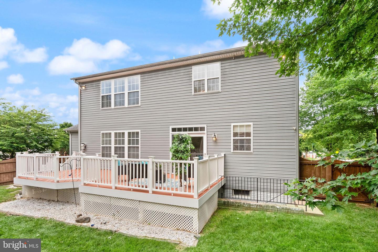 8402 SPARKLING WATER CT, GAINESVILLE, Virginia 20155, 5 Bedrooms Bedrooms, ,3 BathroomsBathrooms,Residential,For sale,8402 SPARKLING WATER CT,VAPW2098372 MLS # VAPW2098372