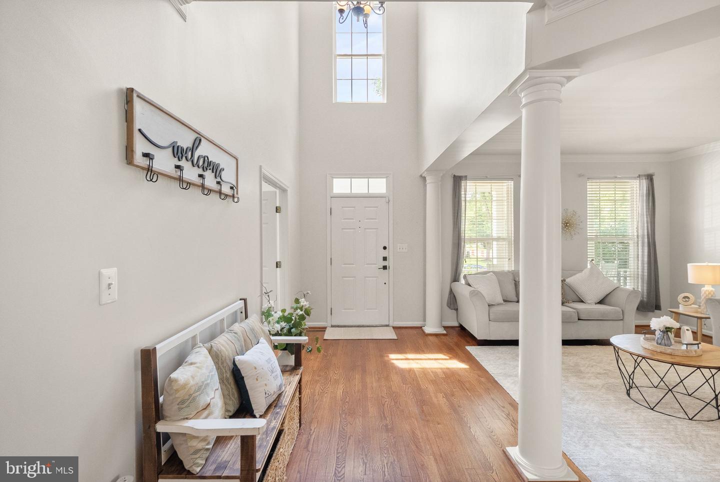 8402 SPARKLING WATER CT, GAINESVILLE, Virginia 20155, 5 Bedrooms Bedrooms, ,3 BathroomsBathrooms,Residential,For sale,8402 SPARKLING WATER CT,VAPW2098372 MLS # VAPW2098372