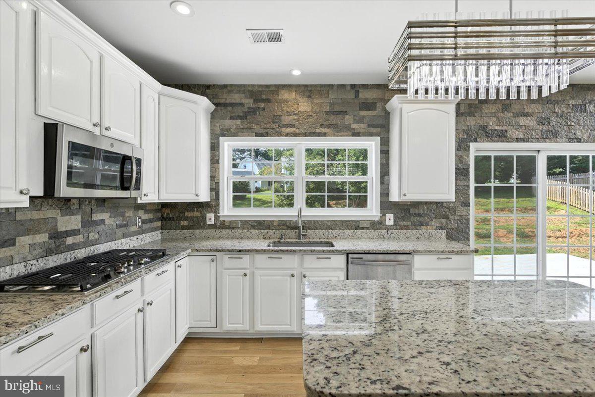 566 WINDERMERE DR, CULPEPER, Virginia 22701, 4 Bedrooms Bedrooms, ,3 BathroomsBathrooms,Residential,For sale,566 WINDERMERE DR,VACU2010918 MLS # VACU2010918