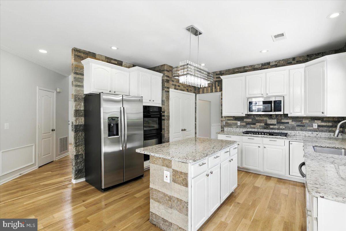 566 WINDERMERE DR, CULPEPER, Virginia 22701, 4 Bedrooms Bedrooms, ,3 BathroomsBathrooms,Residential,For sale,566 WINDERMERE DR,VACU2010918 MLS # VACU2010918