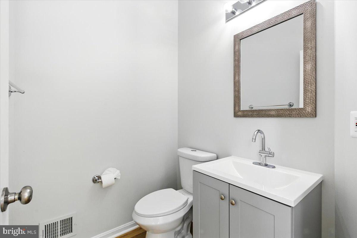 566 WINDERMERE DR, CULPEPER, Virginia 22701, 4 Bedrooms Bedrooms, ,3 BathroomsBathrooms,Residential,For sale,566 WINDERMERE DR,VACU2010918 MLS # VACU2010918