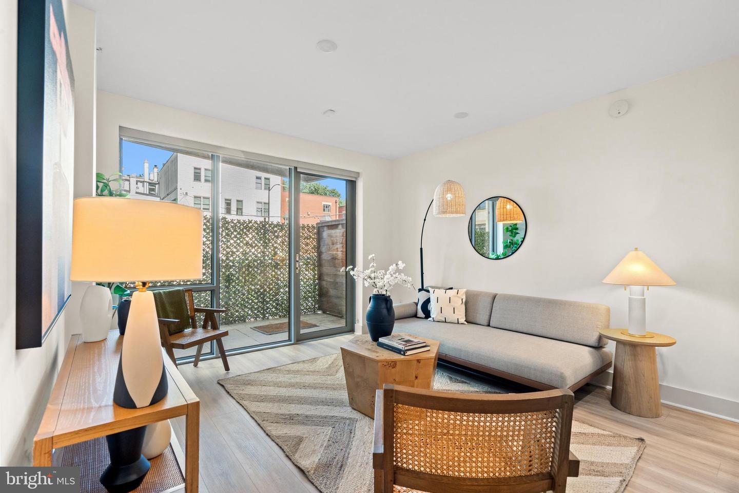 1311 13TH ST NW #105, WASHINGTON, District Of Columbia 20005, 2 Bedrooms Bedrooms, ,2 BathroomsBathrooms,Residential,For sale,1311 13TH ST NW #105,DCDC2208432 MLS # DCDC2208432