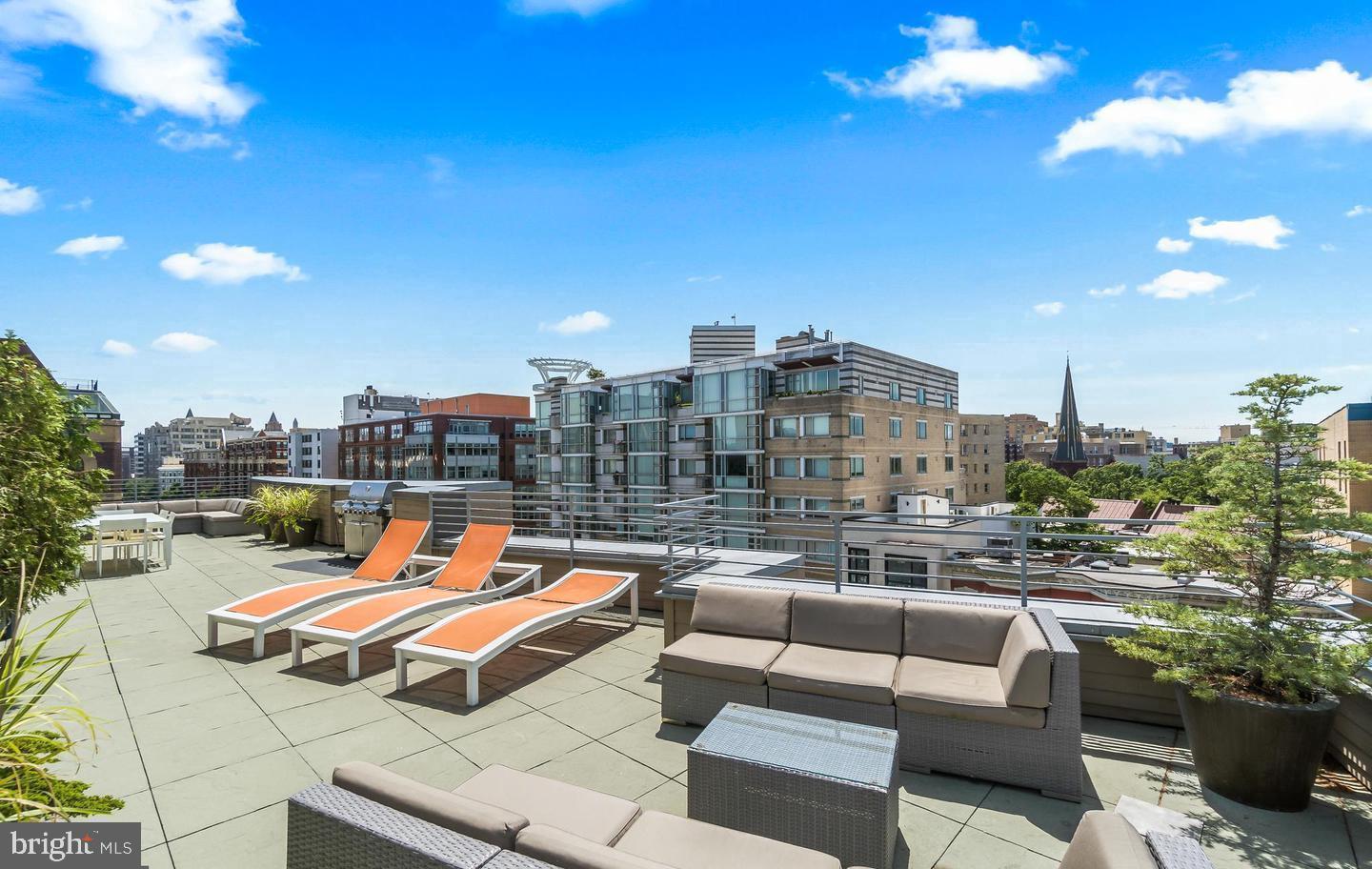 1311 13TH ST NW #105, WASHINGTON, District Of Columbia 20005, 2 Bedrooms Bedrooms, ,2 BathroomsBathrooms,Residential,For sale,1311 13TH ST NW #105,DCDC2208432 MLS # DCDC2208432