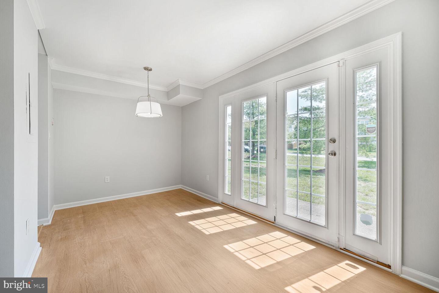 15603 HORSESHOE LN, WOODBRIDGE, Virginia 22191, 1 Bedroom Bedrooms, ,1 BathroomBathrooms,Residential,For sale,15603 HORSESHOE LN,VAPW2098370 MLS # VAPW2098370