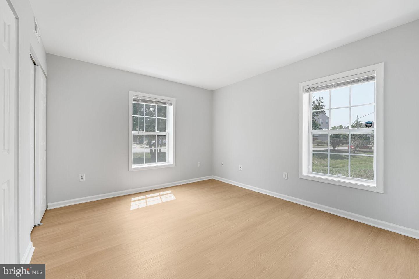 15603 HORSESHOE LN, WOODBRIDGE, Virginia 22191, 1 Bedroom Bedrooms, ,1 BathroomBathrooms,Residential,For sale,15603 HORSESHOE LN,VAPW2098370 MLS # VAPW2098370