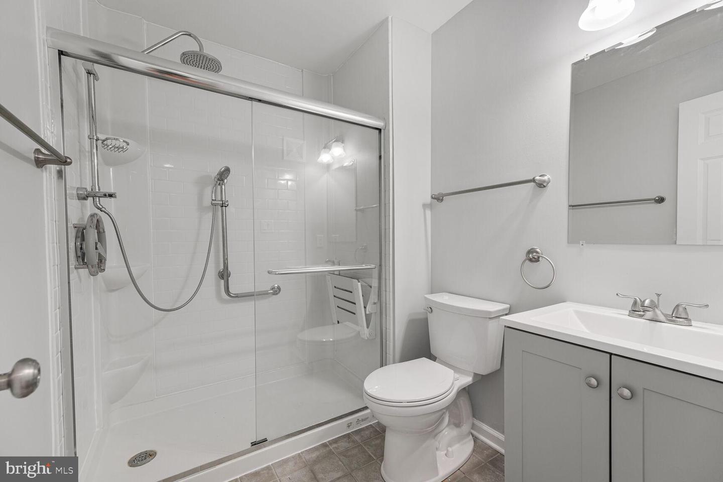 15603 HORSESHOE LN, WOODBRIDGE, Virginia 22191, 1 Bedroom Bedrooms, ,1 BathroomBathrooms,Residential,For sale,15603 HORSESHOE LN,VAPW2098370 MLS # VAPW2098370