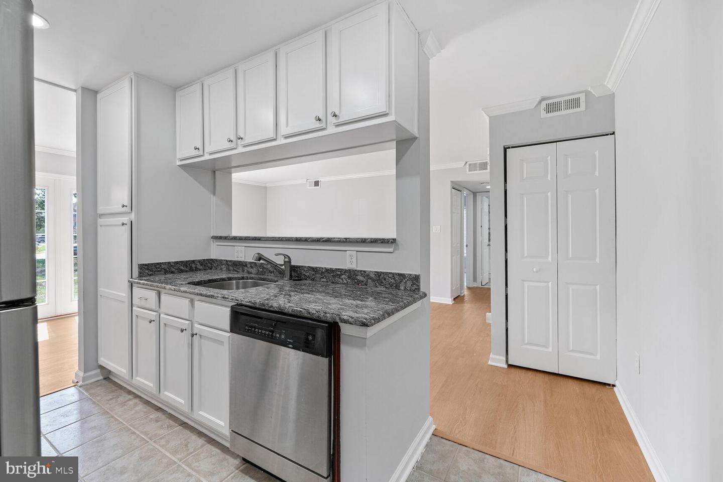 15603 HORSESHOE LN, WOODBRIDGE, Virginia 22191, 1 Bedroom Bedrooms, ,1 BathroomBathrooms,Residential,For sale,15603 HORSESHOE LN,VAPW2098370 MLS # VAPW2098370