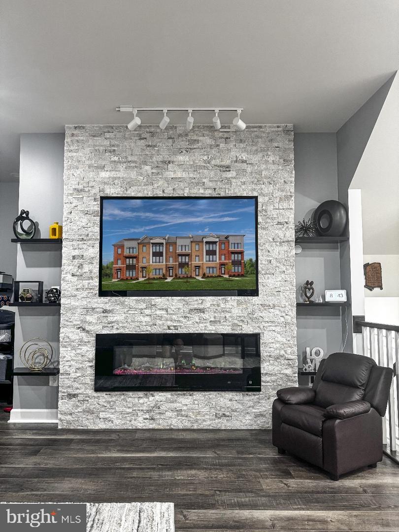 1602 ROCKY SHALE TER SE, LEESBURG, Virginia 20175, 3 Bedrooms Bedrooms, ,3 BathroomsBathrooms,Residential,For sale,1602 ROCKY SHALE TER SE,VALO2100962 MLS # VALO2100962