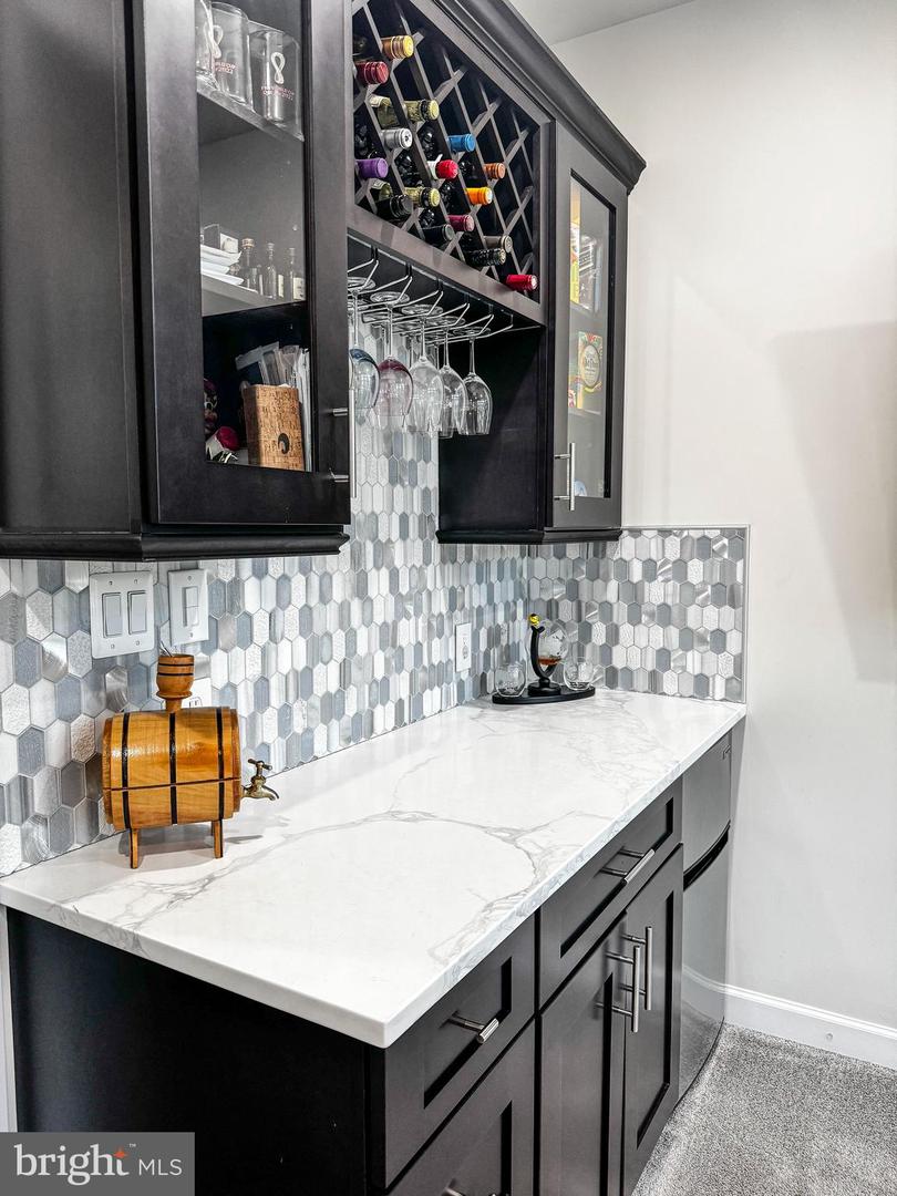 1602 ROCKY SHALE TER SE, LEESBURG, Virginia 20175, 3 Bedrooms Bedrooms, ,3 BathroomsBathrooms,Residential,For sale,1602 ROCKY SHALE TER SE,VALO2100962 MLS # VALO2100962