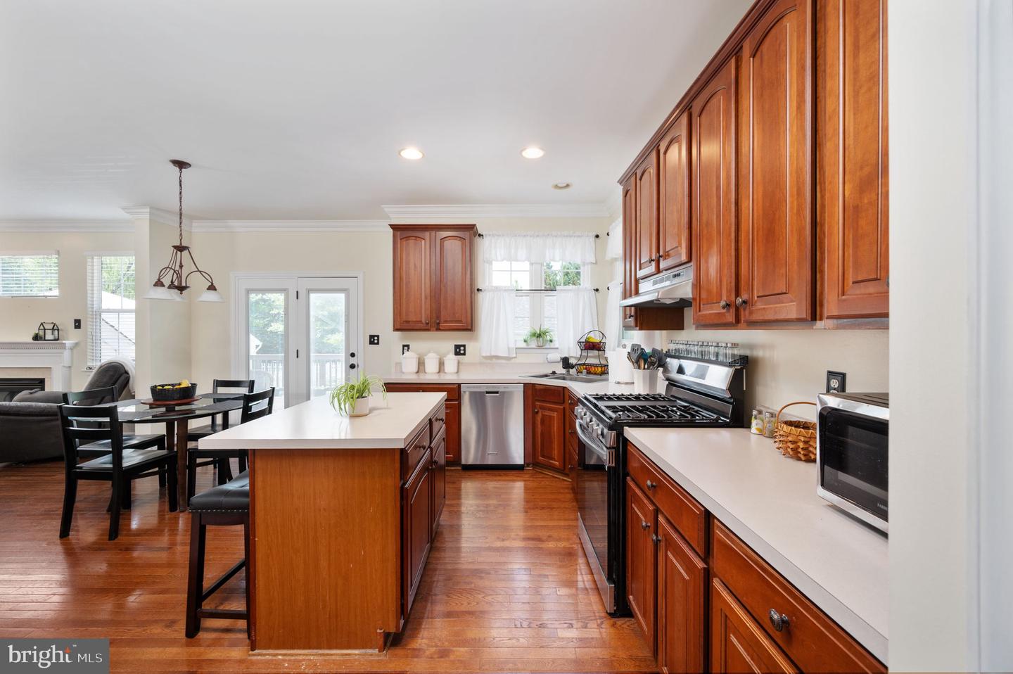 9860 AIREDALE CT, BRISTOW, Virginia 20136, 5 Bedrooms Bedrooms, ,3 BathroomsBathrooms,Residential,For sale,9860 AIREDALE CT,VAPW2098402 MLS # VAPW2098402