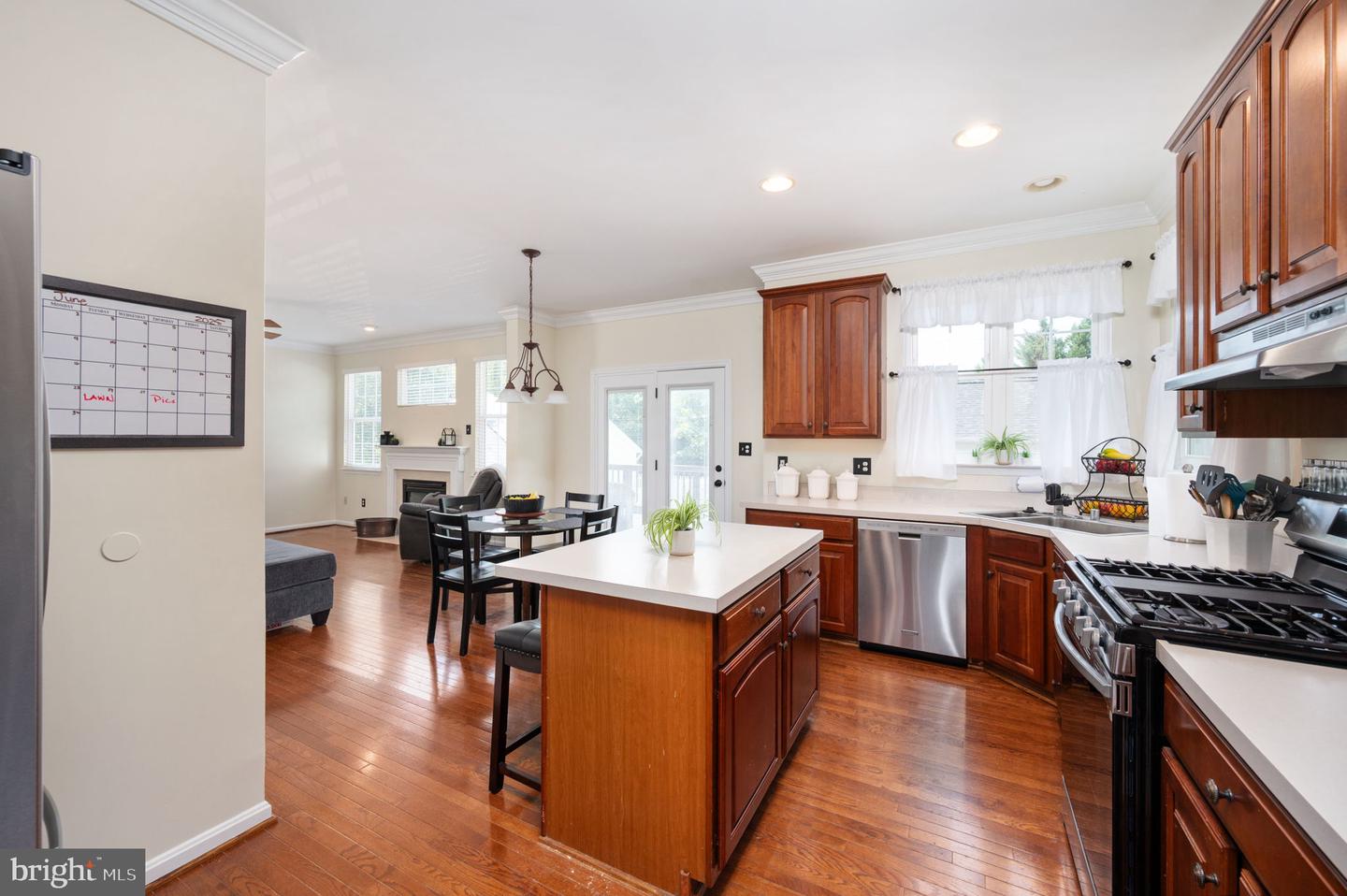 9860 AIREDALE CT, BRISTOW, Virginia 20136, 5 Bedrooms Bedrooms, ,3 BathroomsBathrooms,Residential,For sale,9860 AIREDALE CT,VAPW2098402 MLS # VAPW2098402