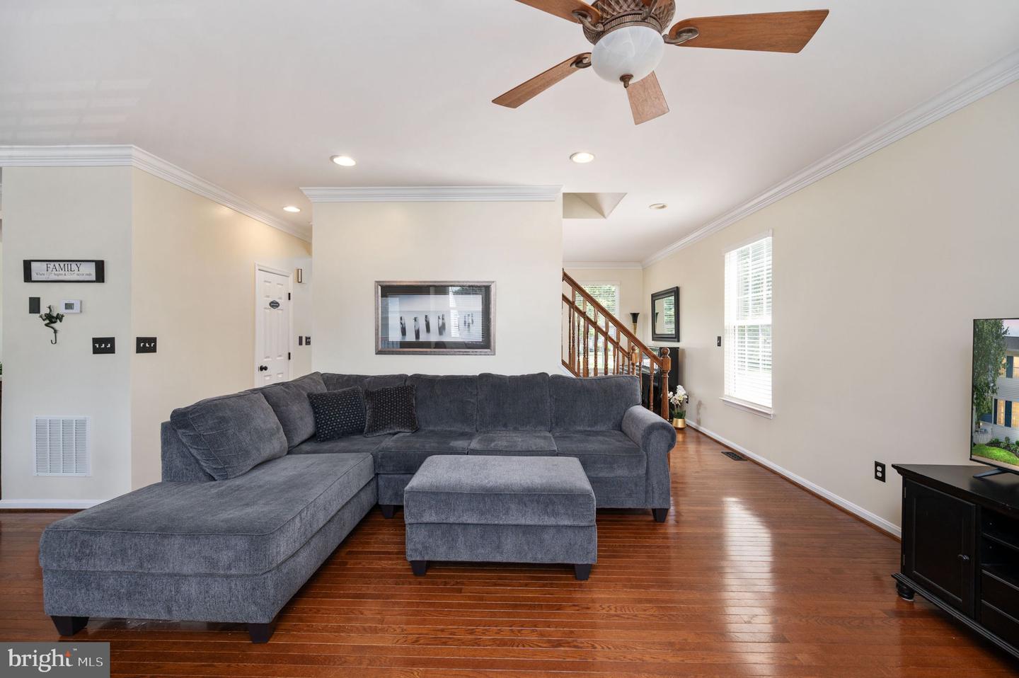 9860 AIREDALE CT, BRISTOW, Virginia 20136, 5 Bedrooms Bedrooms, ,3 BathroomsBathrooms,Residential,For sale,9860 AIREDALE CT,VAPW2098402 MLS # VAPW2098402