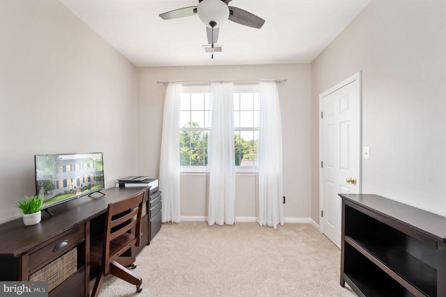 9860 AIREDALE CT, BRISTOW, Virginia 20136, 5 Bedrooms Bedrooms, ,3 BathroomsBathrooms,Residential,For sale,9860 AIREDALE CT,VAPW2098402 MLS # VAPW2098402