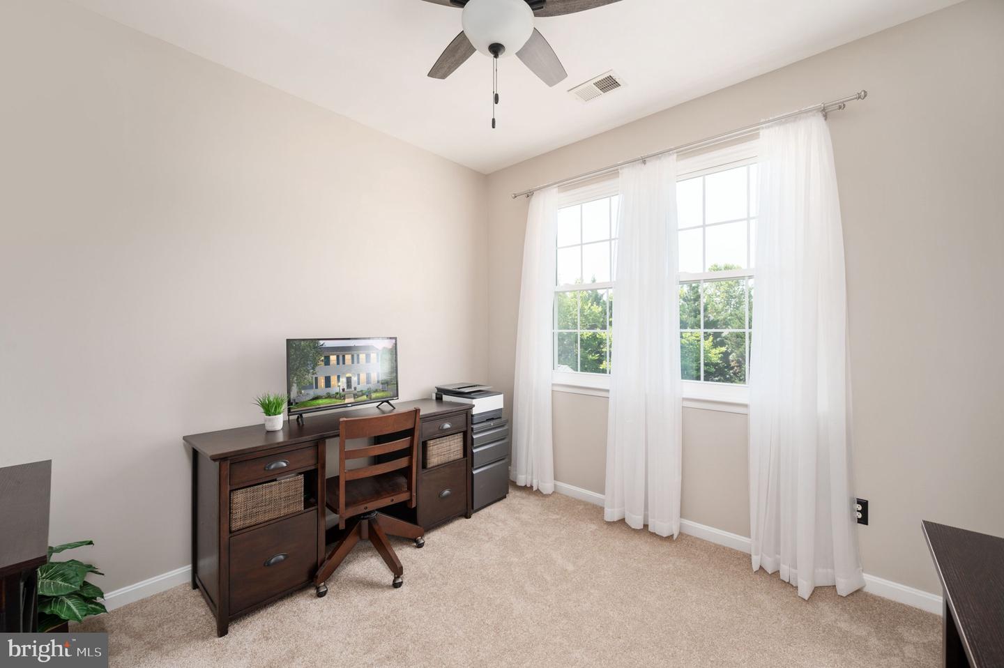 9860 AIREDALE CT, BRISTOW, Virginia 20136, 5 Bedrooms Bedrooms, ,3 BathroomsBathrooms,Residential,For sale,9860 AIREDALE CT,VAPW2098402 MLS # VAPW2098402