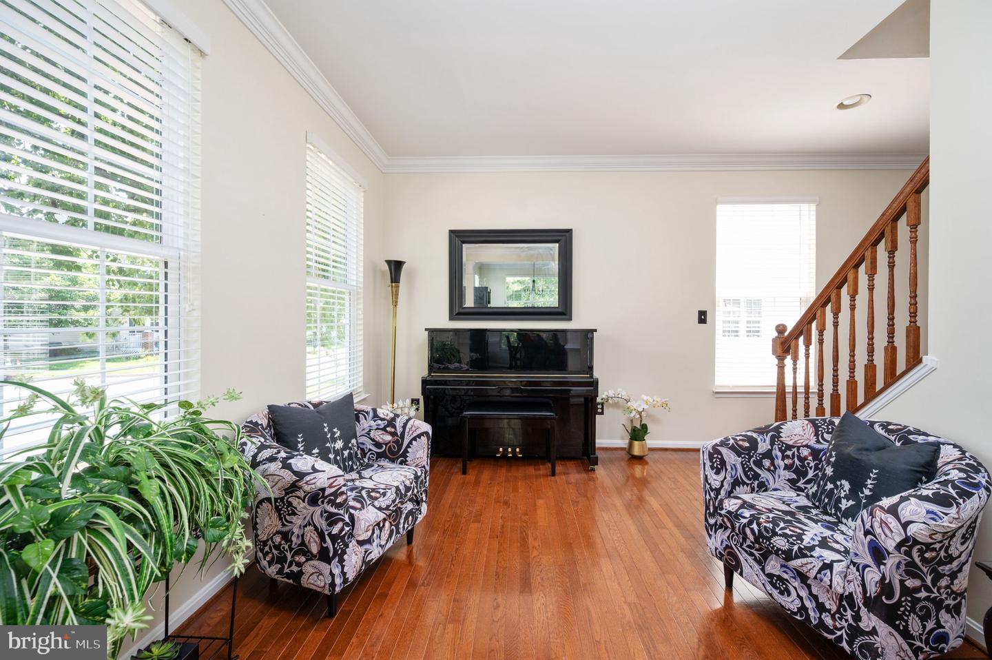 9860 AIREDALE CT, BRISTOW, Virginia 20136, 5 Bedrooms Bedrooms, ,3 BathroomsBathrooms,Residential,For sale,9860 AIREDALE CT,VAPW2098402 MLS # VAPW2098402
