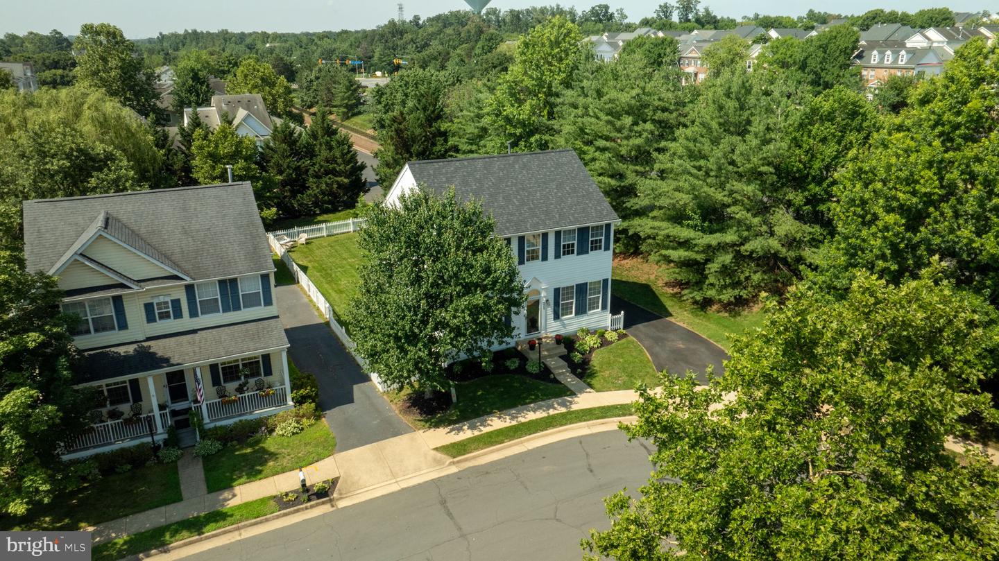 9860 AIREDALE CT, BRISTOW, Virginia 20136, 5 Bedrooms Bedrooms, ,3 BathroomsBathrooms,Residential,For sale,9860 AIREDALE CT,VAPW2098402 MLS # VAPW2098402