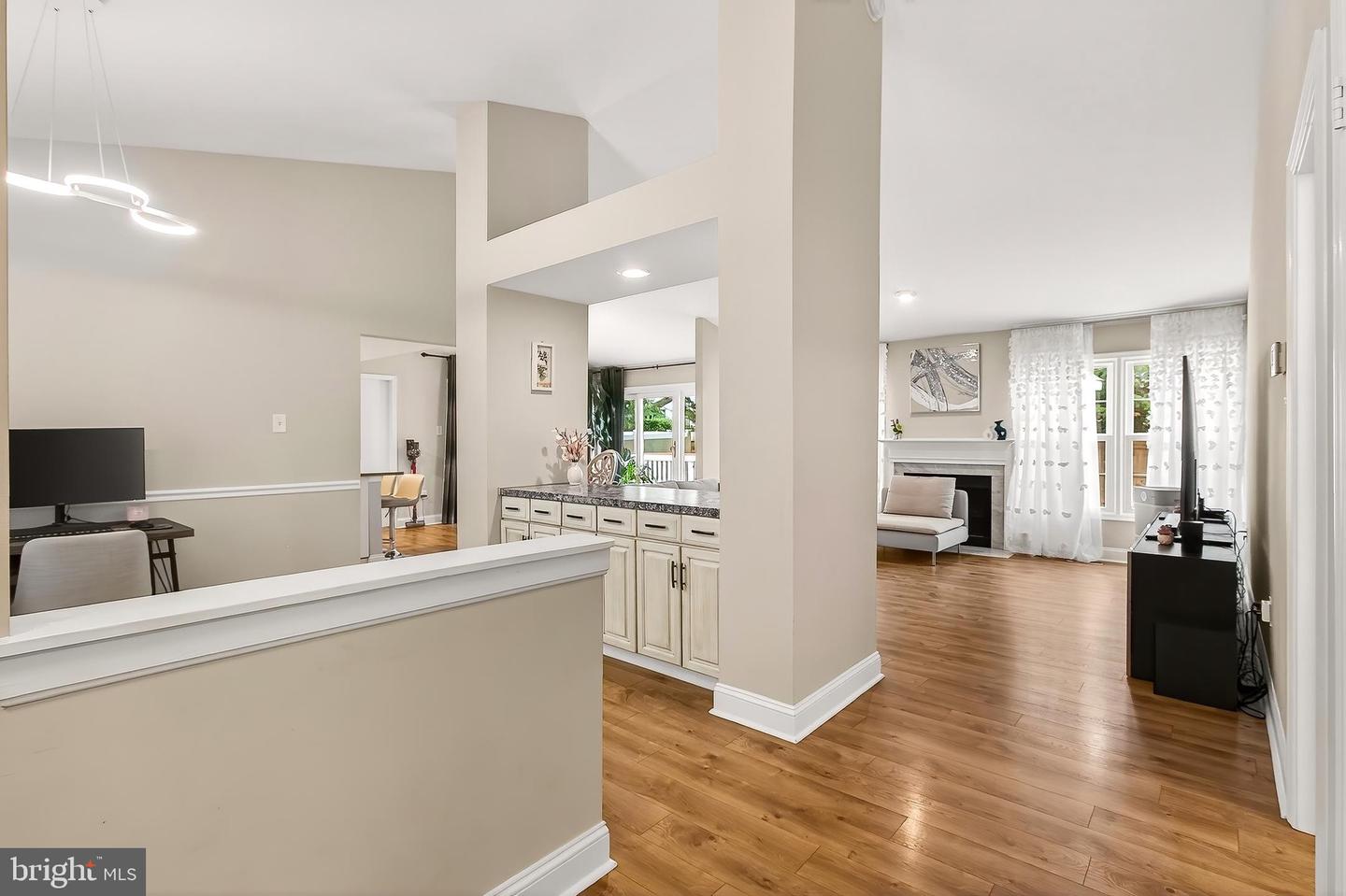 5405 CLUBSIDE LN, CENTREVILLE, Virginia 20120, 4 Bedrooms Bedrooms, ,3 BathroomsBathrooms,Residential,For sale,5405 CLUBSIDE LN,VAFX2253102 MLS # VAFX2253102