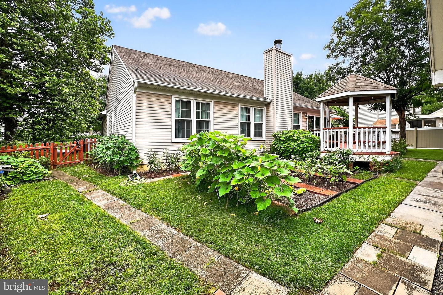 5405 CLUBSIDE LN, CENTREVILLE, Virginia 20120, 4 Bedrooms Bedrooms, ,3 BathroomsBathrooms,Residential,For sale,5405 CLUBSIDE LN,VAFX2253102 MLS # VAFX2253102