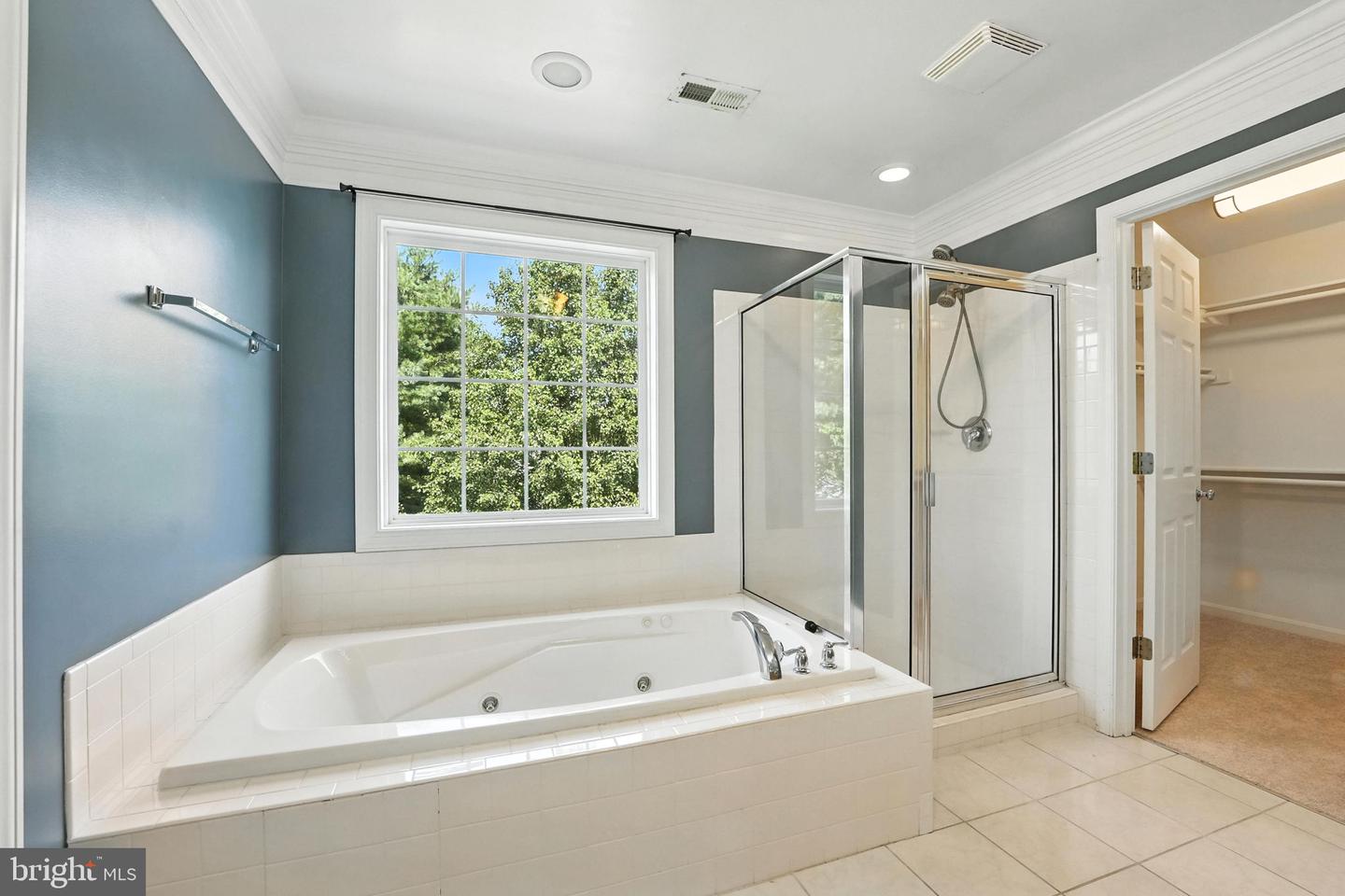 126 GREENWAY ST, FREDERICKSBURG, Virginia 22405, 4 Bedrooms Bedrooms, ,3 BathroomsBathrooms,Residential,For sale,126 GREENWAY ST,VAST2040430 MLS # VAST2040430