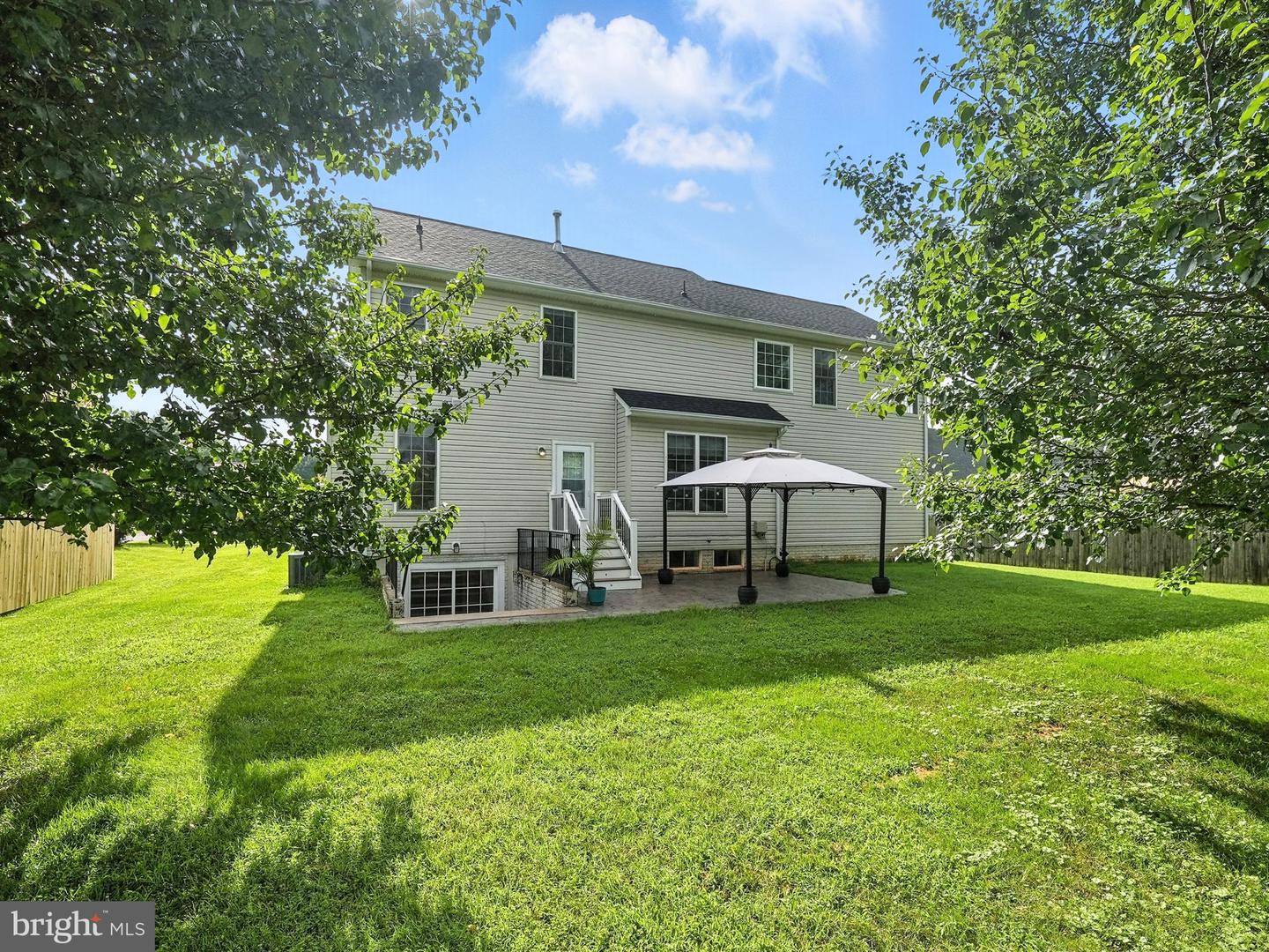 126 GREENWAY ST, FREDERICKSBURG, Virginia 22405, 4 Bedrooms Bedrooms, ,3 BathroomsBathrooms,Residential,For sale,126 GREENWAY ST,VAST2040430 MLS # VAST2040430