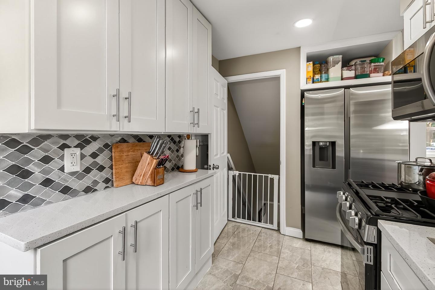 1804 N CLIFF ST, ALEXANDRIA, Virginia 22301, 2 Bedrooms Bedrooms, ,2 BathroomsBathrooms,Residential,For sale,1804 N CLIFF ST,VAAX2047142 MLS # VAAX2047142