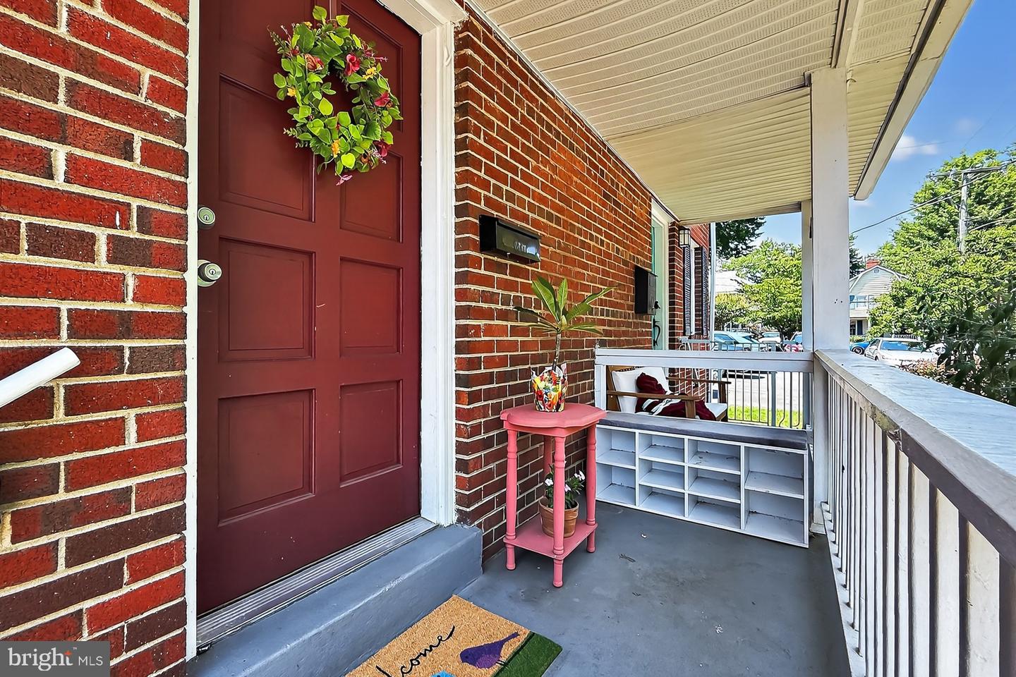 1804 N CLIFF ST, ALEXANDRIA, Virginia 22301, 2 Bedrooms Bedrooms, ,2 BathroomsBathrooms,Residential,For sale,1804 N CLIFF ST,VAAX2047142 MLS # VAAX2047142