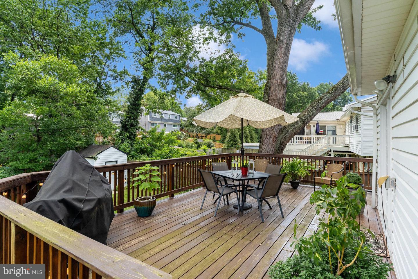 6013 SHAFFER DR, ALEXANDRIA, Virginia 22310, 5 Bedrooms Bedrooms, ,2 BathroomsBathrooms,Residential,For sale,6013 SHAFFER DR,VAFX2253186 MLS # VAFX2253186
