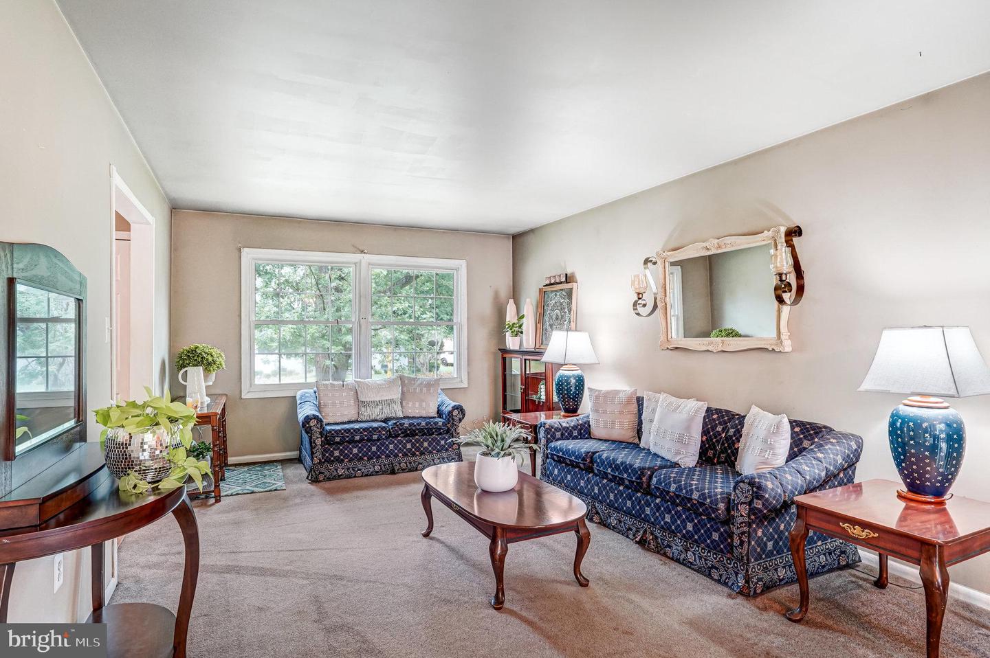 6013 SHAFFER DR, ALEXANDRIA, Virginia 22310, 5 Bedrooms Bedrooms, ,2 BathroomsBathrooms,Residential,For sale,6013 SHAFFER DR,VAFX2253186 MLS # VAFX2253186