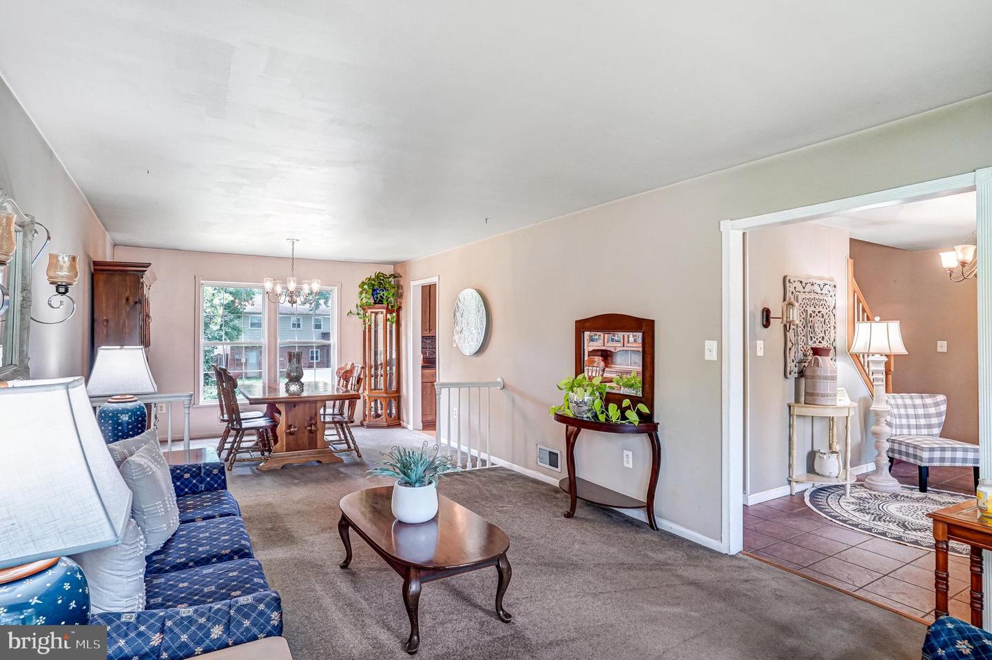 6013 SHAFFER DR, ALEXANDRIA, Virginia 22310, 5 Bedrooms Bedrooms, ,2 BathroomsBathrooms,Residential,For sale,6013 SHAFFER DR,VAFX2253186 MLS # VAFX2253186