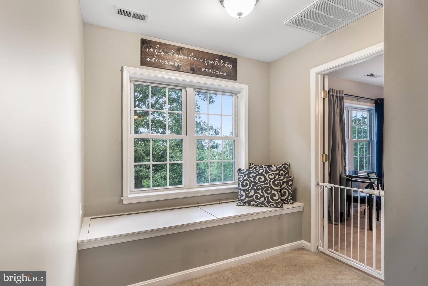 527 GRIMES GOLDEN RD, LINDEN, Virginia 22642, 4 Bedrooms Bedrooms, ,3 BathroomsBathrooms,Residential,For sale,527 GRIMES GOLDEN RD,VAWR2011614 MLS # VAWR2011614